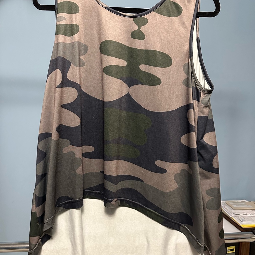 Camo Sleeveless Women's Top
